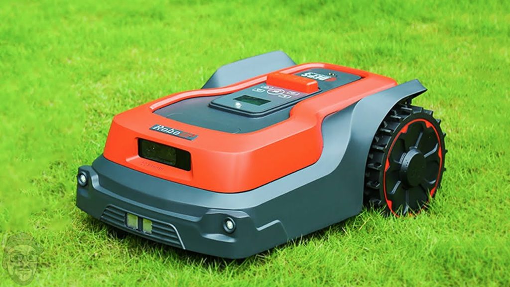 How a Robot Mower Can Transform Your Yard Maintenance Routine